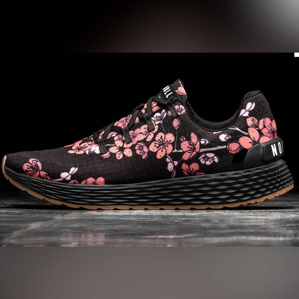 No Bull Floral Ripstop Runner womens size 10